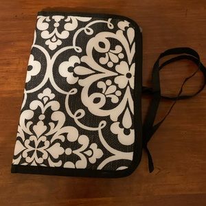 Thirty One Travel jewelry case NEW